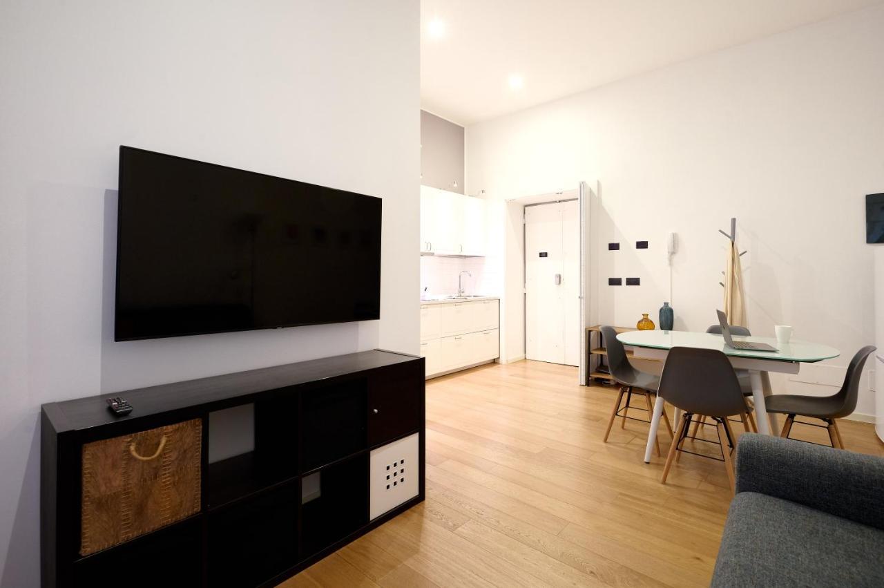 Relstay - S. Ambrogio - Charming And Modern 1Br Милан Экстерьер фото